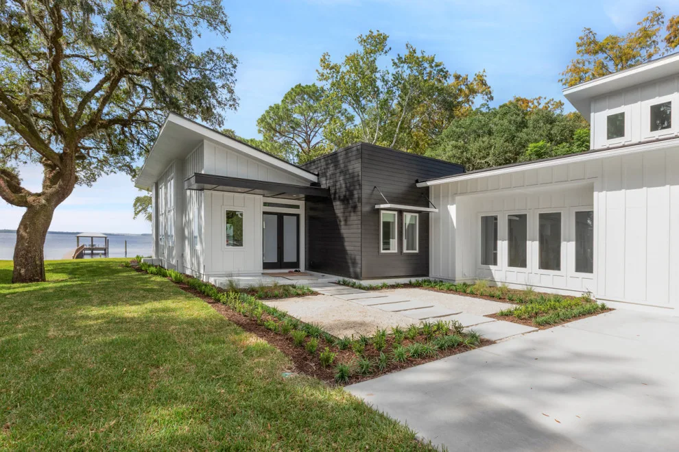 Modern Waterfront by Riverside Homes Custom - Photo 14