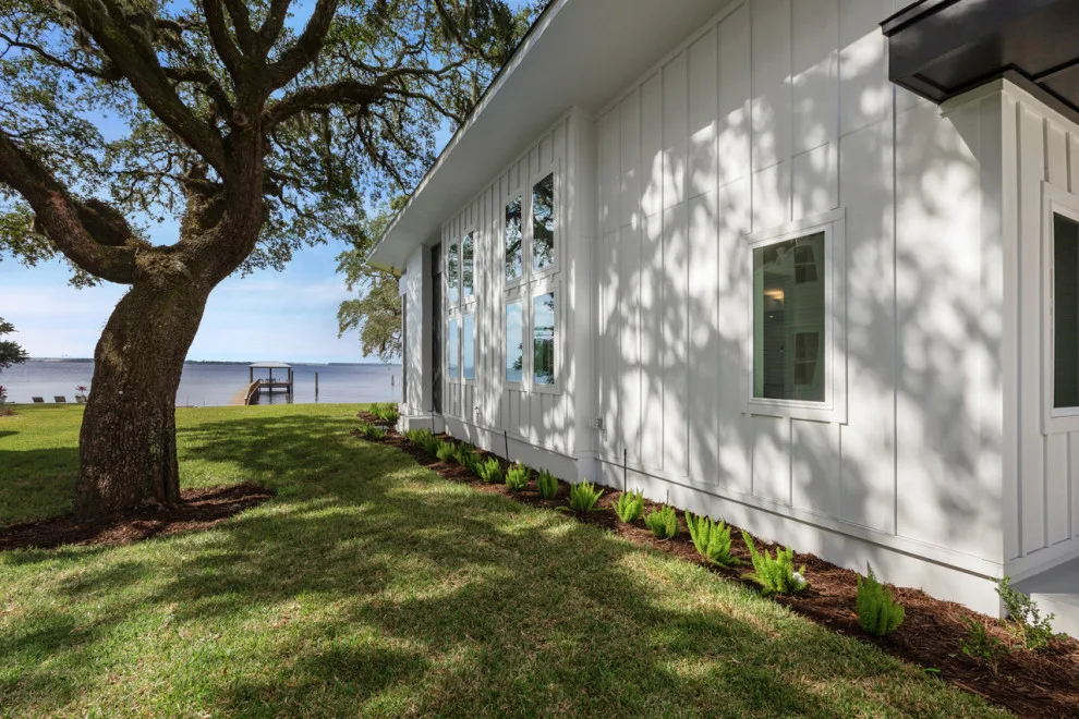 Modern Waterfront by Riverside Homes Custom - Photo 21