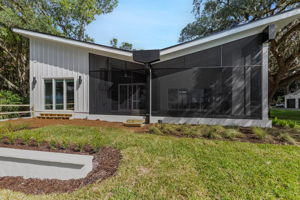 Riverside Homes Custom - Photo 6
