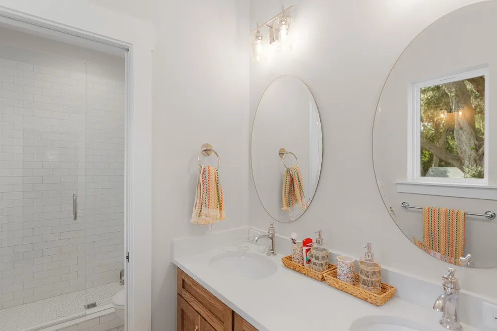 Riverside Classic by Riverside Homes Custom - Photo 21