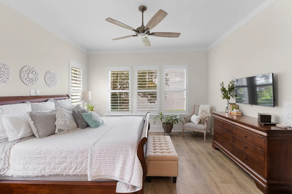 Riverside Classic by Riverside Homes Custom - Photo 17