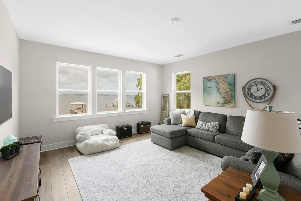 Riverside Classic by Riverside Homes Custom - Photo 24