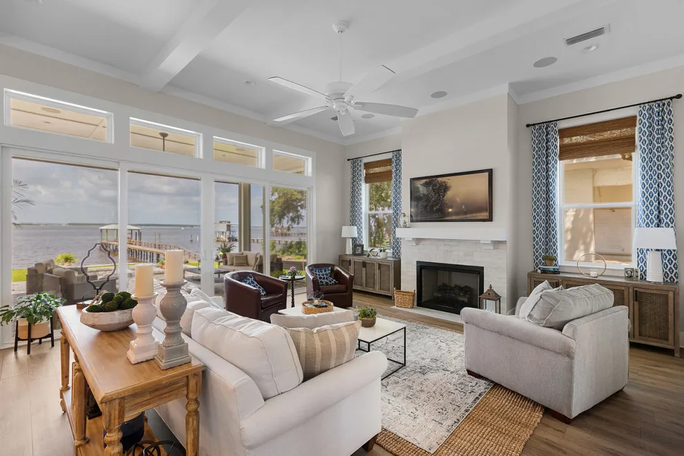 Riverside Classic by Riverside Homes Custom - Photo 14