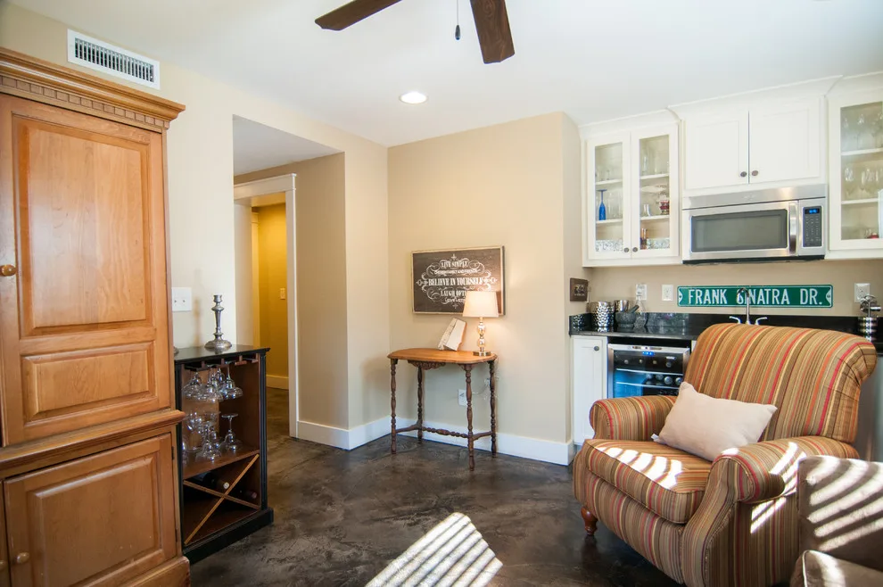 1960s Split-Level Remodel by Pythoge Custom Homes And Renovations - Photo 9
