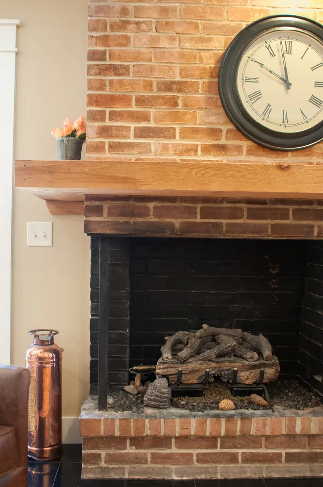 1960s Split-Level Remodel by Pythoge Custom Homes And Renovations - Photo 4