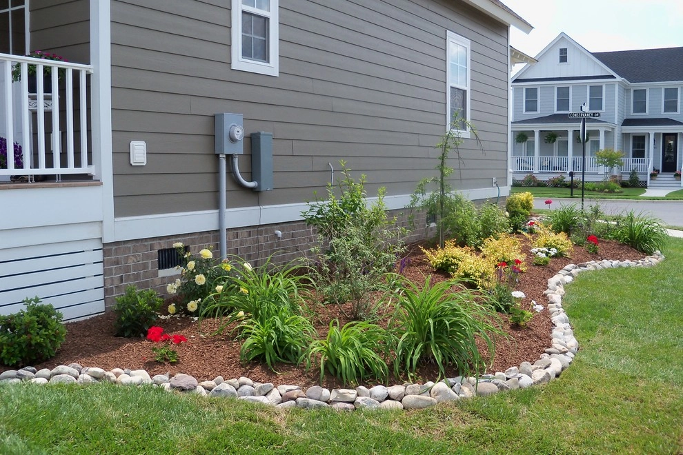 Craftsman Style Landscape by Dr. Dan's Landscaping & Architectural Design - Photo 2