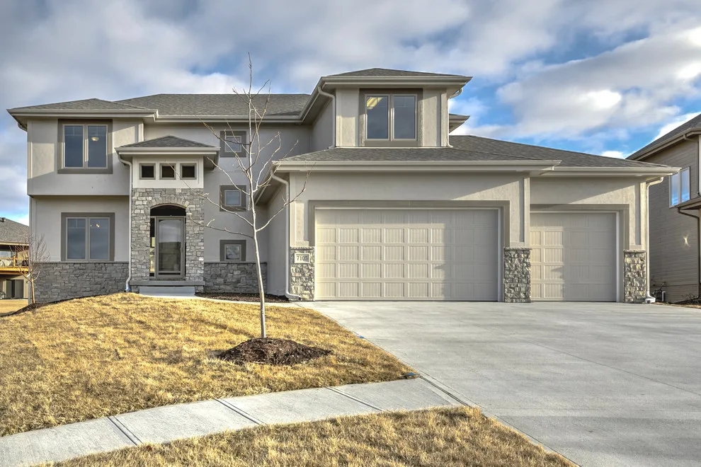 Jackson Plan with Two Stories by Landmark Performance Homes - Photo 13