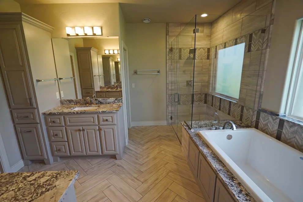 Project 20: Nature's Realm by Edwards Custom Homes - Photo 9