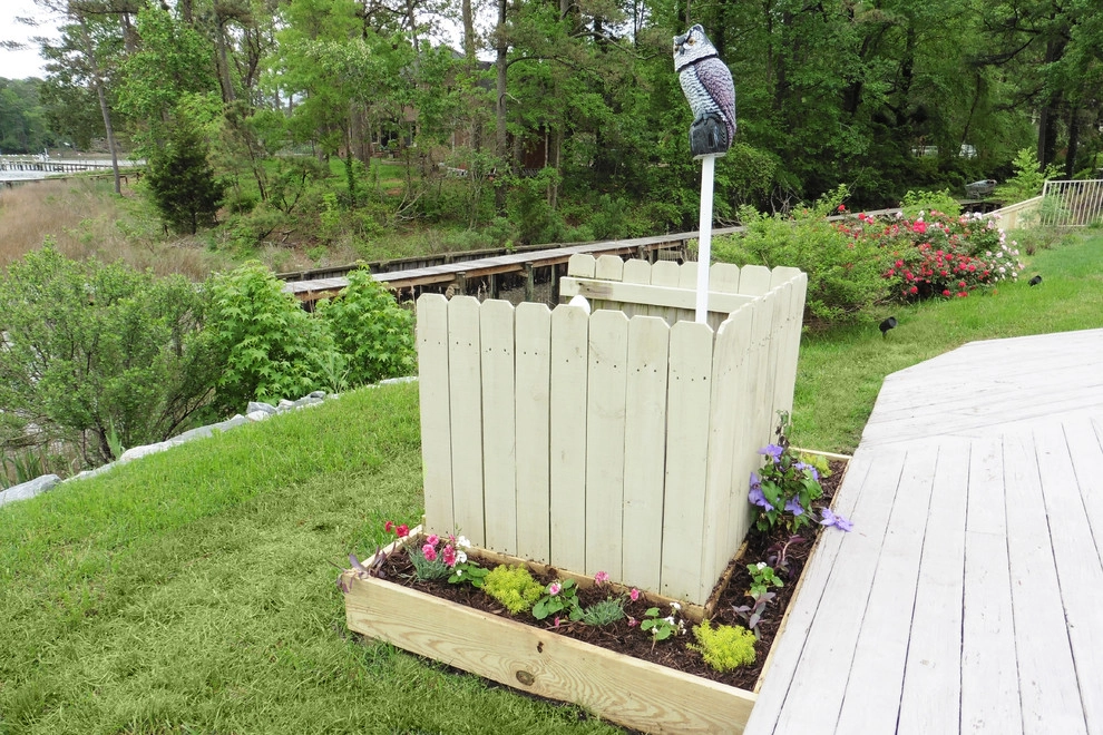 Waterfront Virginia Beach Home by Dr. Dan's Landscaping & Architectural Design - Photo 12