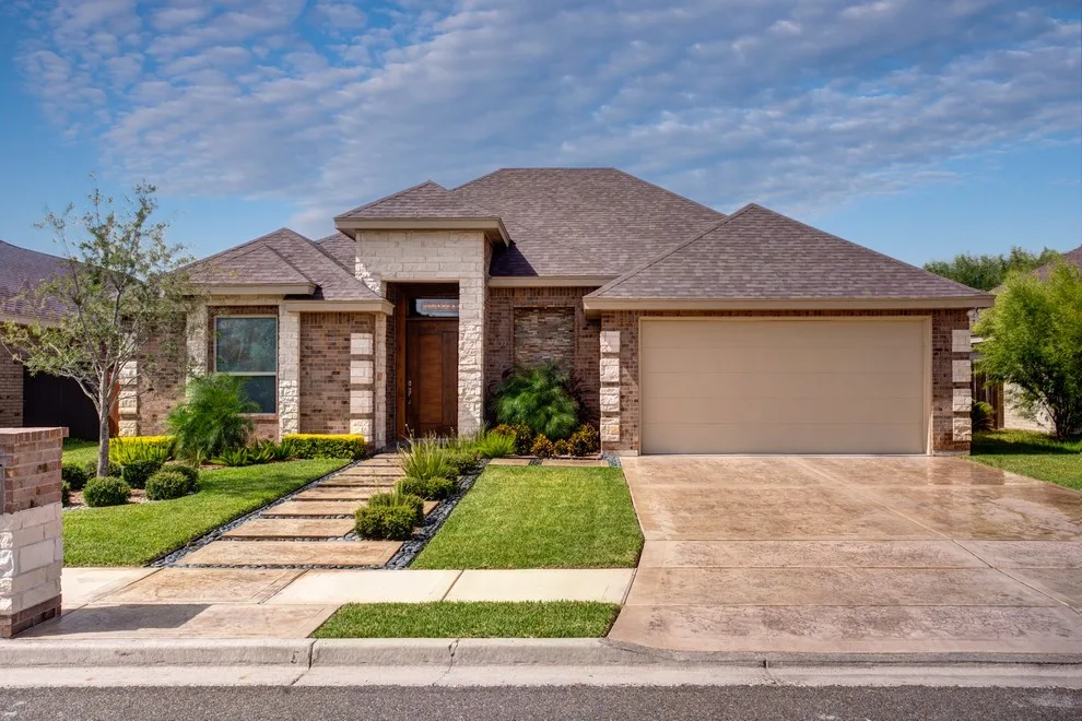 2013 Home Showcase by Caltia Construction - Photo 4