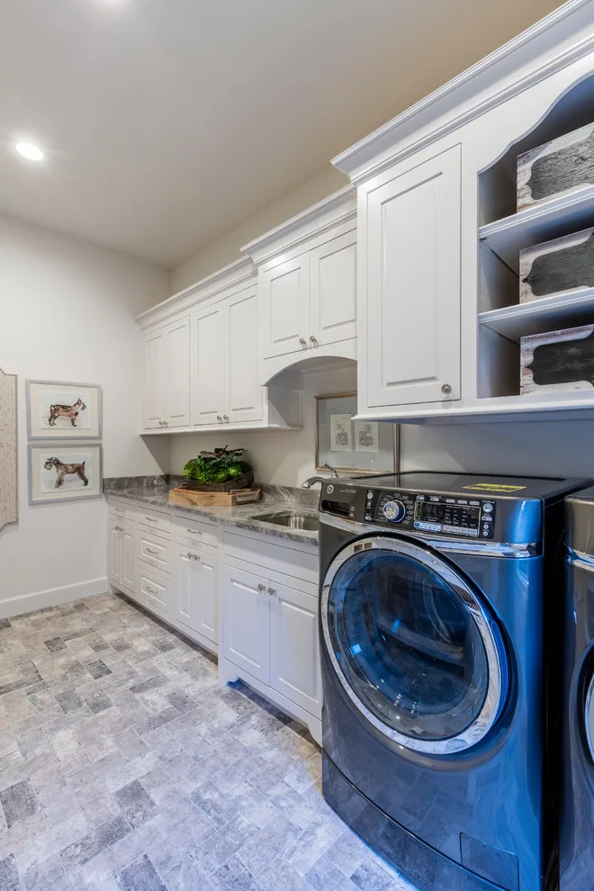 2016 Showcase Home by Anderson Fine Homes - Photo 26