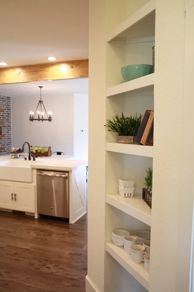 2016 Showcase Residence by Cobblestone Homes - Photo 11