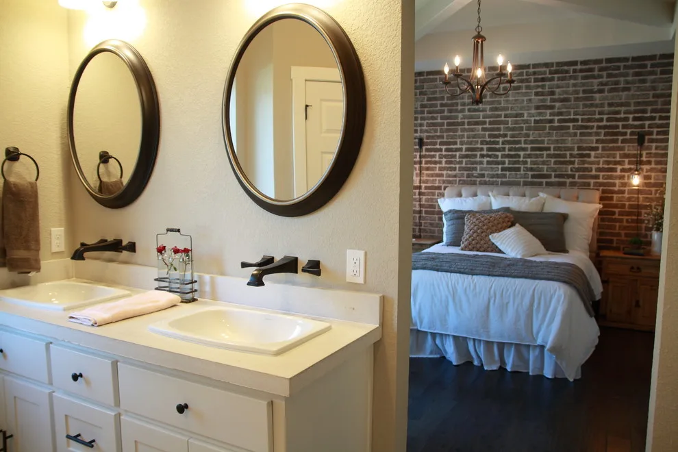 2016 Showcase Residence by Cobblestone Homes - Photo 10