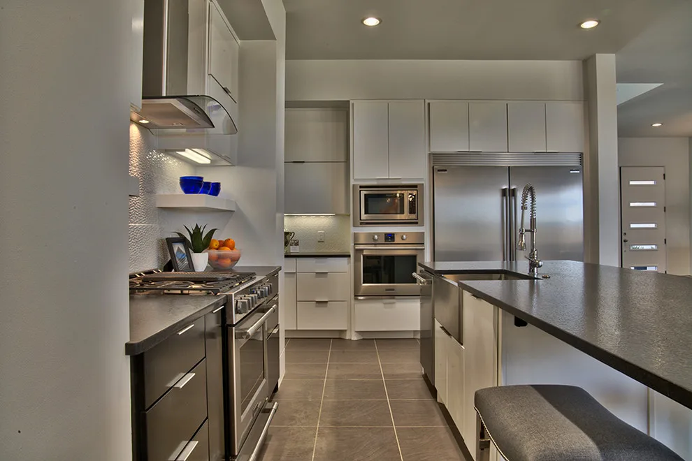 2017 Showcase Home by Anderson Fine Homes - Photo 7