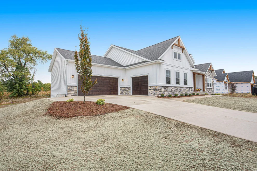 Pebble Shore by North Cove Builders - Photo 2
