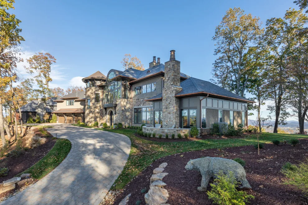 Walnut Cove Bespoke Residence by Dillard-Jones Builders, LLC - Photo 17