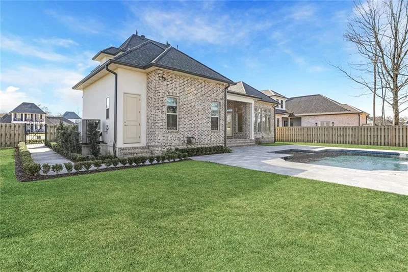 Oak Park Court 203 by The Parks Of Plaquemines - Photo 3