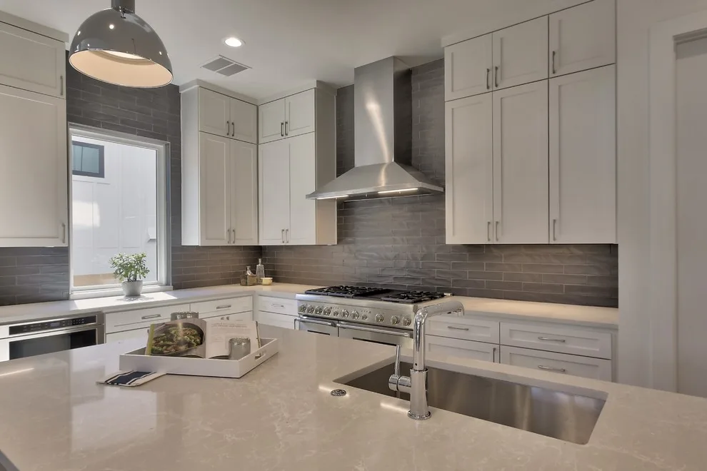 Wright Street 2102 by Moazami Homes - Photo 8
