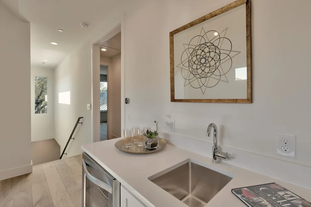 Wright Street 2102 by Moazami Homes - Photo 3