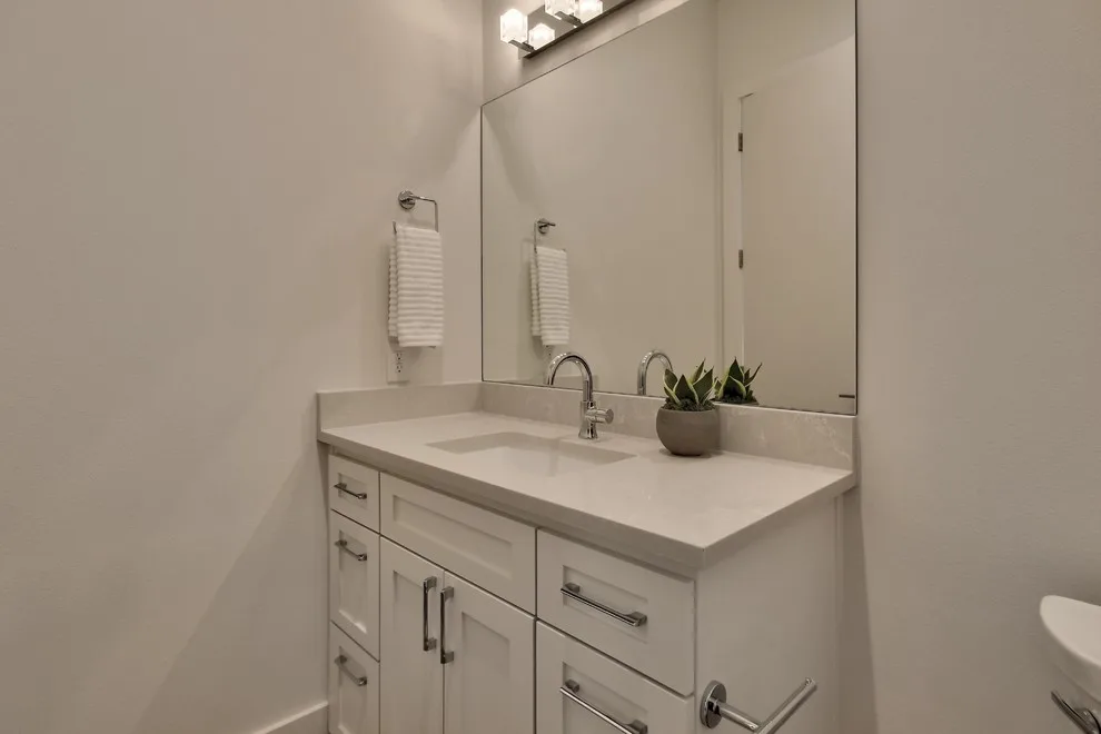 Wright Street 2102 by Moazami Homes - Photo 23