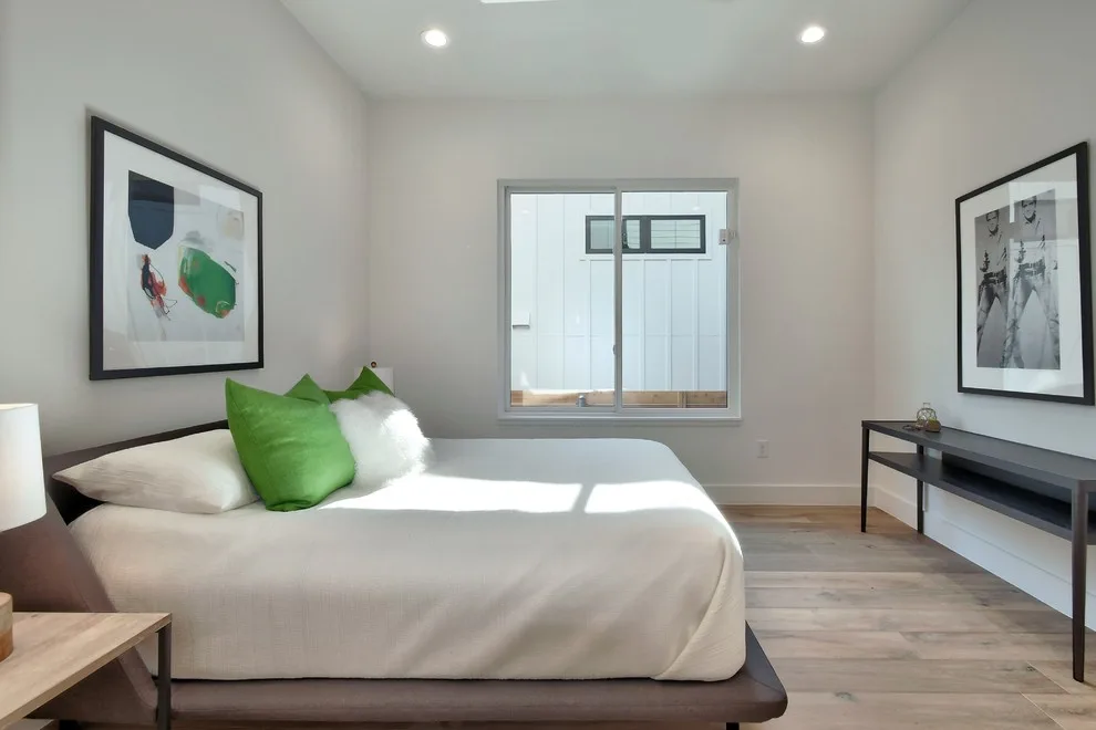 Wright Street 2102 by Moazami Homes - Photo 15