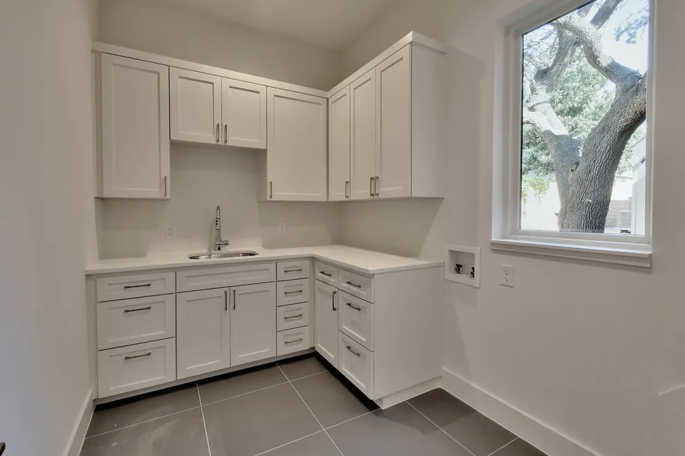 Wright Street 2102 by Moazami Homes - Photo 11
