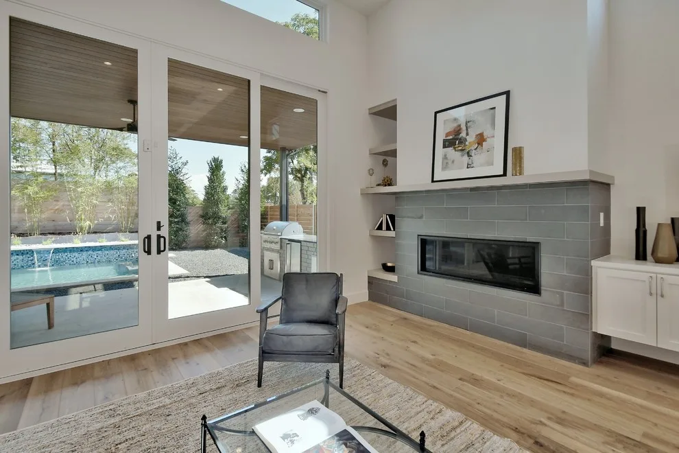 Wright Street 2102 by Moazami Homes - Photo 4