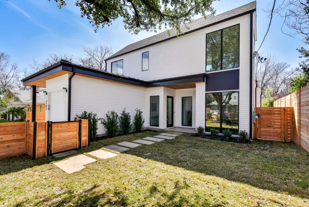 2103 Peach Tree Avenue by Moazami Homes - Photo 29