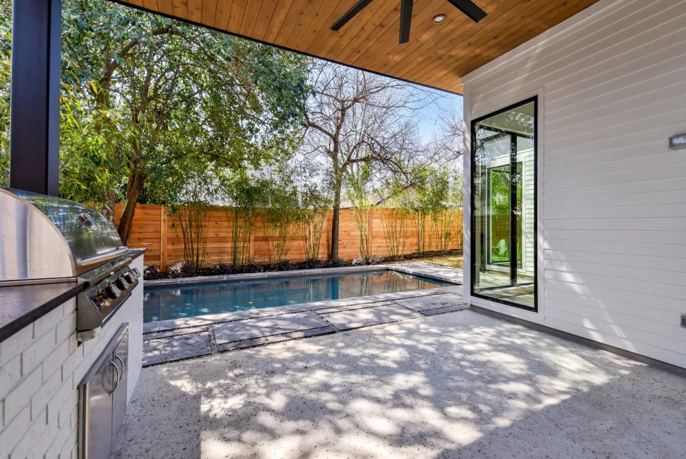 2103 Peach Tree Avenue by Moazami Homes - Photo 24