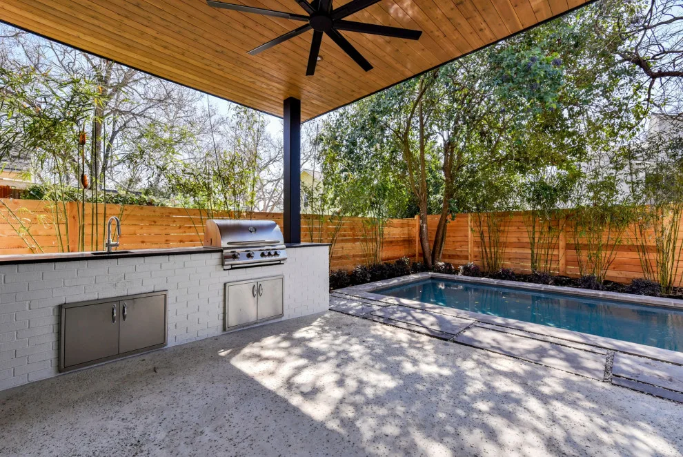 2103 Peach Tree Avenue by Moazami Homes - Photo 15