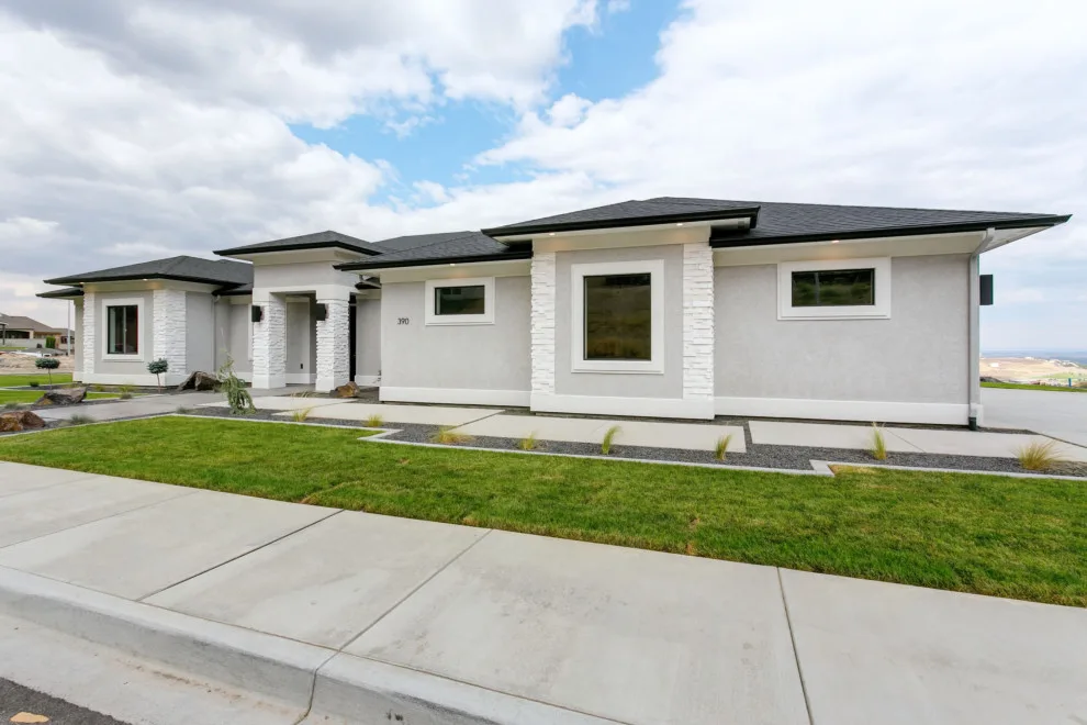390 Queensgate Drive by Prodigy Homes Inc. - Photo 25