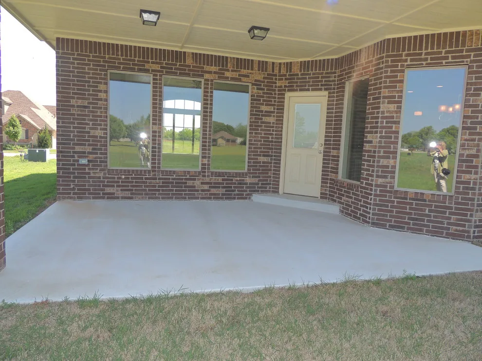 509 Canterbury Drive Tuttle, Oklahoma by Koeltzow Homes, LLC - Photo 10