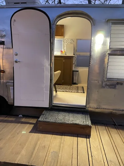 Sixty-One Foot Airstream by Walterbach Homes - Photo 4
