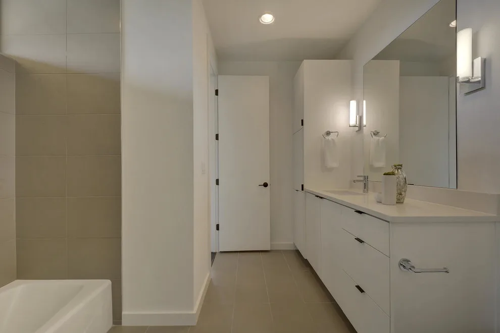 6701 Vireo Bay by Moazami Homes - Photo 4
