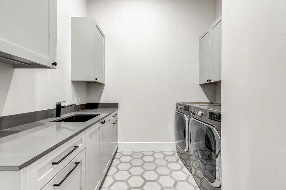 6916 Spanky Stream by 3rd Street Custom Homes - Photo 25
