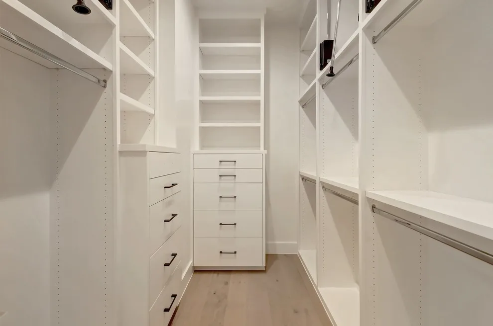 Seven Hundred Eight West Johanna by Moazami Homes - Photo 36