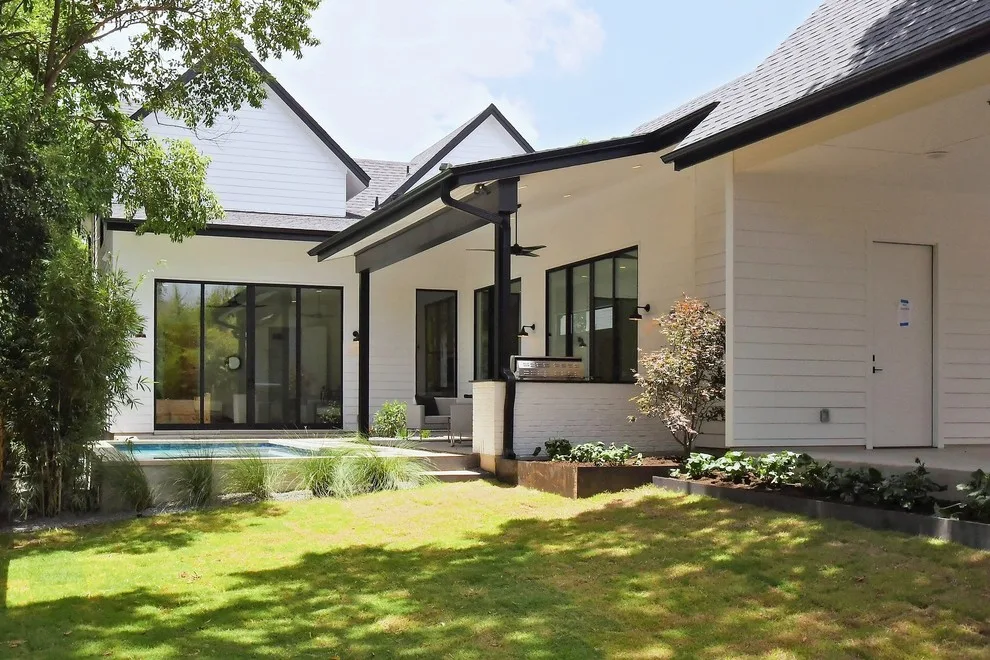 Seven Hundred Eight West Johanna by Moazami Homes - Photo 23