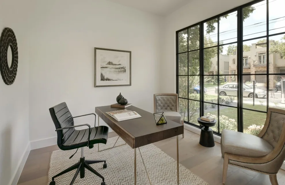 Seven Hundred Eight West Johanna by Moazami Homes - Photo 29