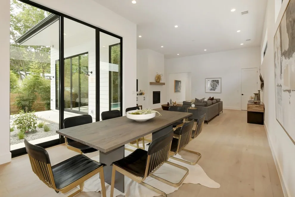 Seven Hundred Eight West Johanna by Moazami Homes - Photo 20