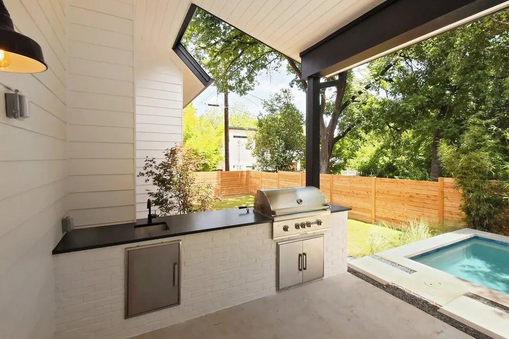 Seven Hundred Eight West Johanna by Moazami Homes - Photo 34