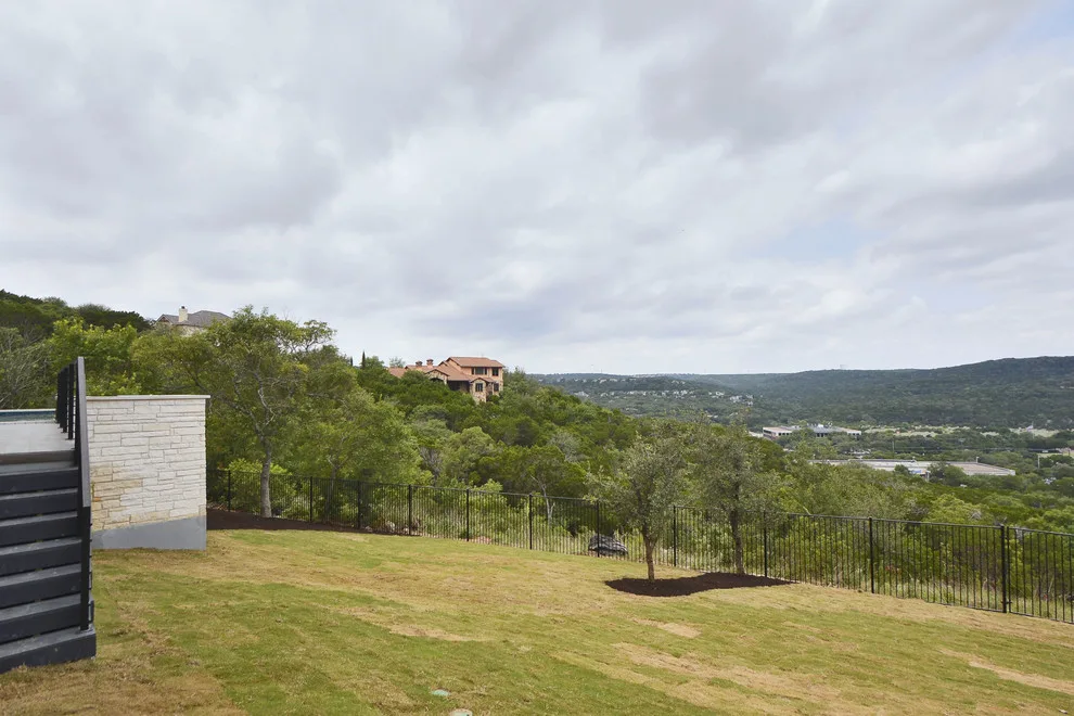 Vista Mountain Drive 7328 by Moazami Homes - Photo 34