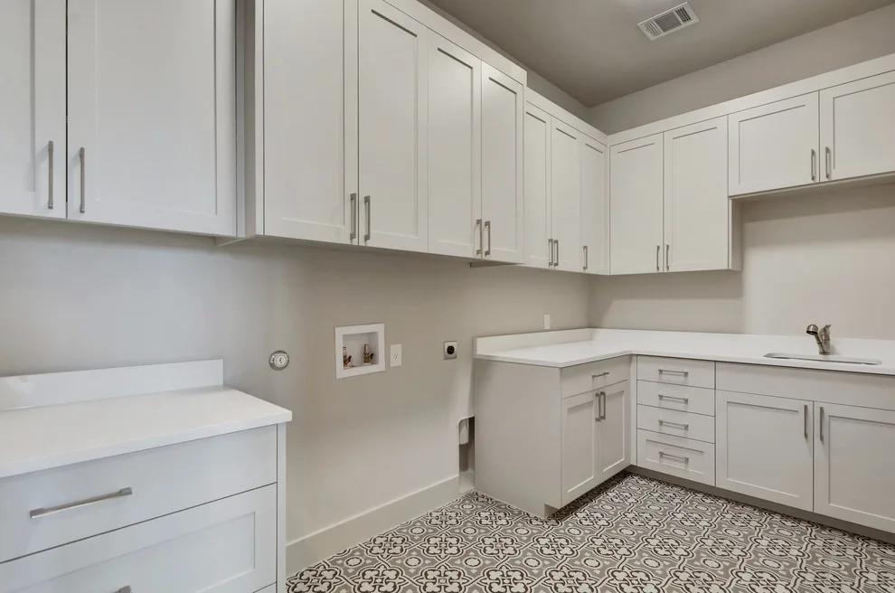 Vista Mountain Drive 7328 by Moazami Homes - Photo 22