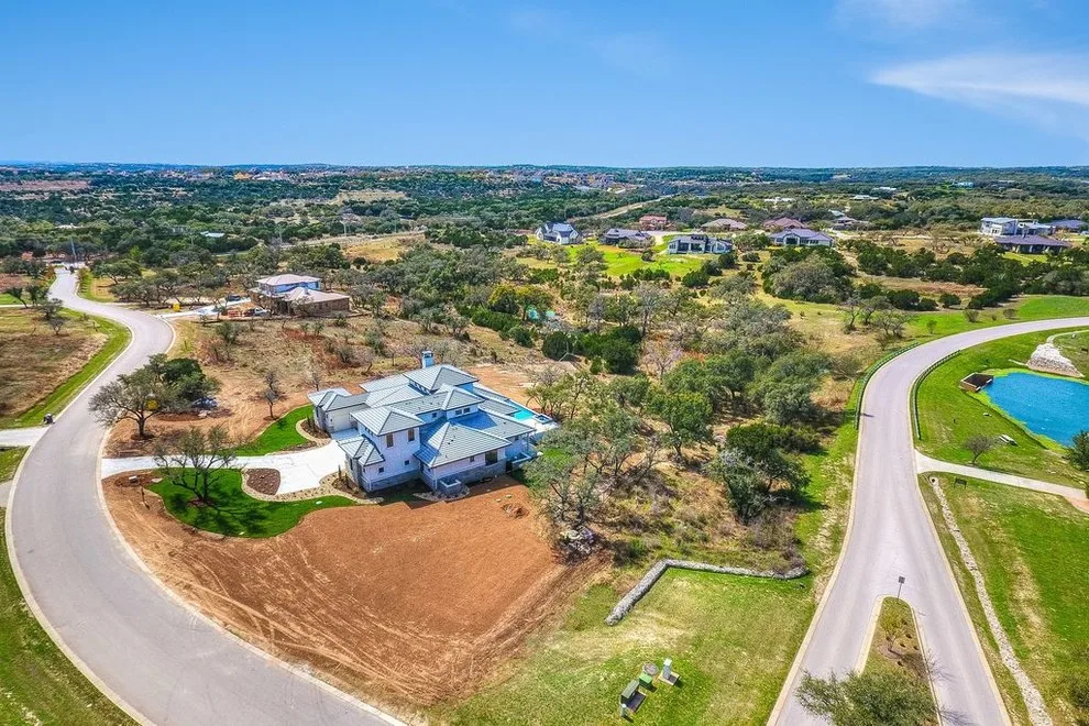 8508 Rollins Drive, Austin, Texas by Canyon Creek Homes, LP - Photo 12