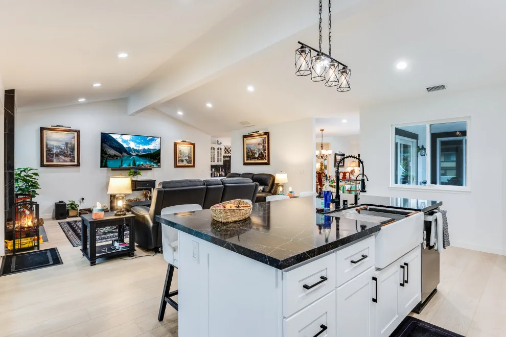 878 El Cerro Boulevard by REI Signature Homes Inc. - Photo 11