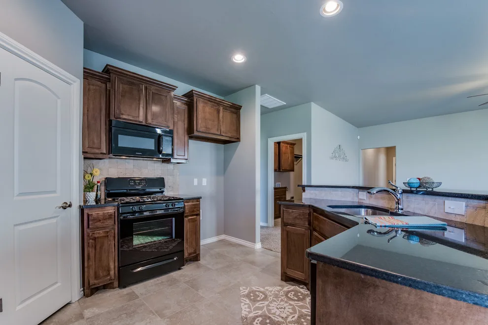 9417 Northwest 91st by Authentic Custom Homes - Photo 5