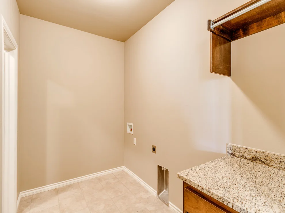 Nine Thousand Four Hundred Twenty-Five Northwest Eighty-Ninth Street by Authentic Custom Homes - Photo 24