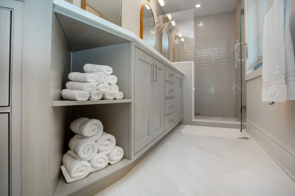 A Tranquil Renovation Secluded From The Ocean by Baine Contracting, Inc. - Photo 8