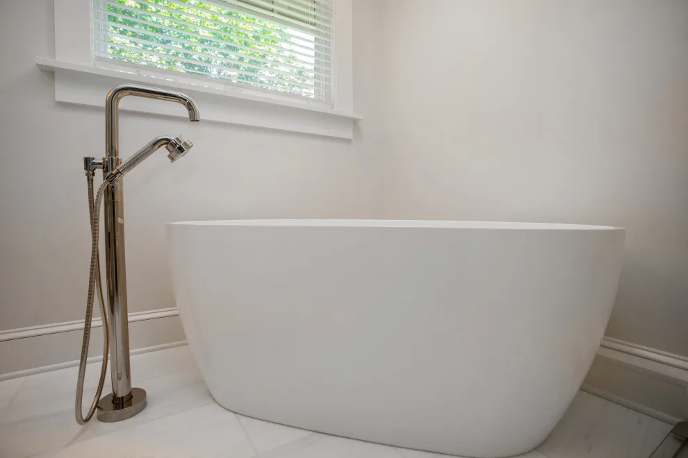 A Tranquil Renovation Secluded From The Ocean by Baine Contracting, Inc. - Photo 23