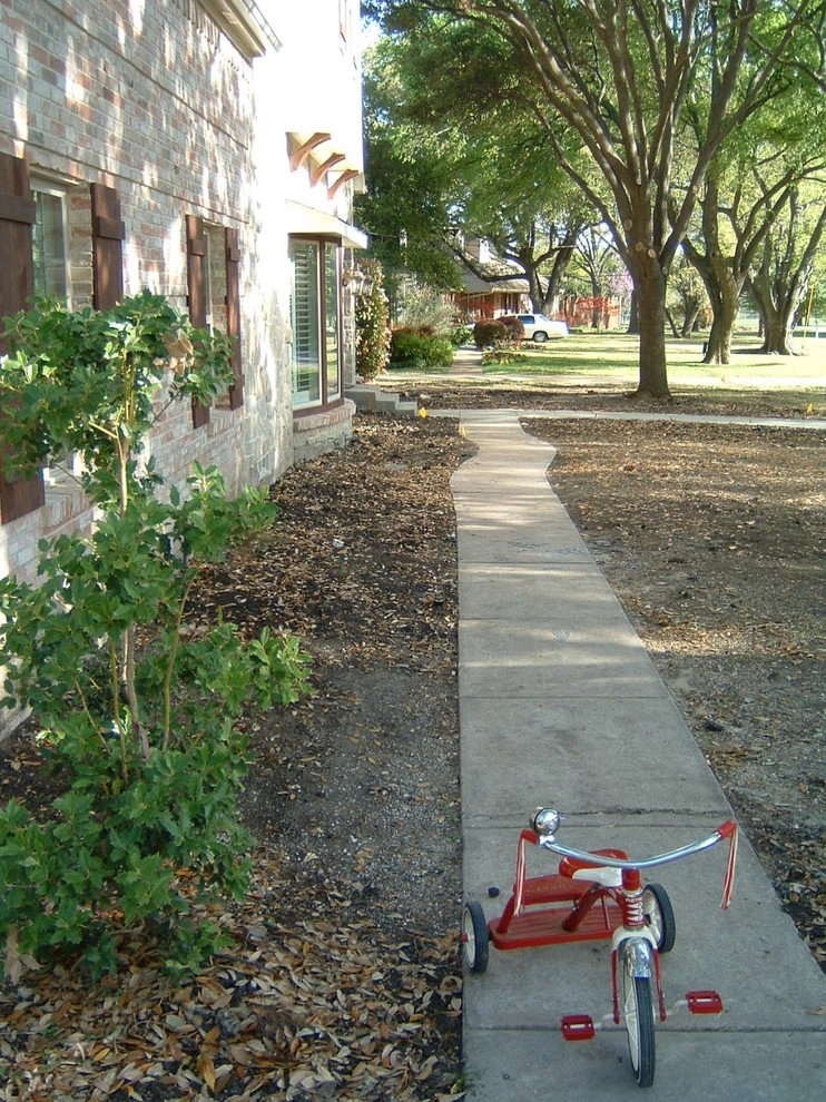 Mallad Landscape Installation by Dreamscapes LLC - Photo 15