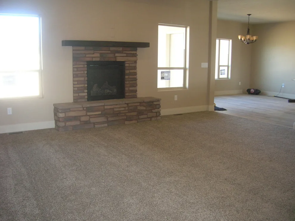 Aging at Home - Classic Residence by Radiant Blue Homes - Photo 3